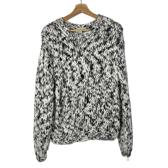 MINKPINK Harris White & Black Speck Printed Crewneck Sweater XS - Picture 3 of 6